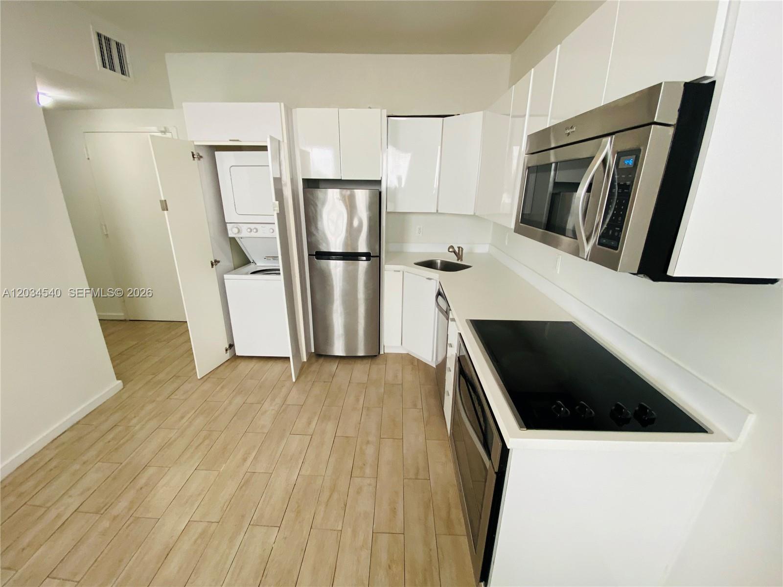 1611 Meridian Ave # 305, Miami Beach FL 33139 photo 4