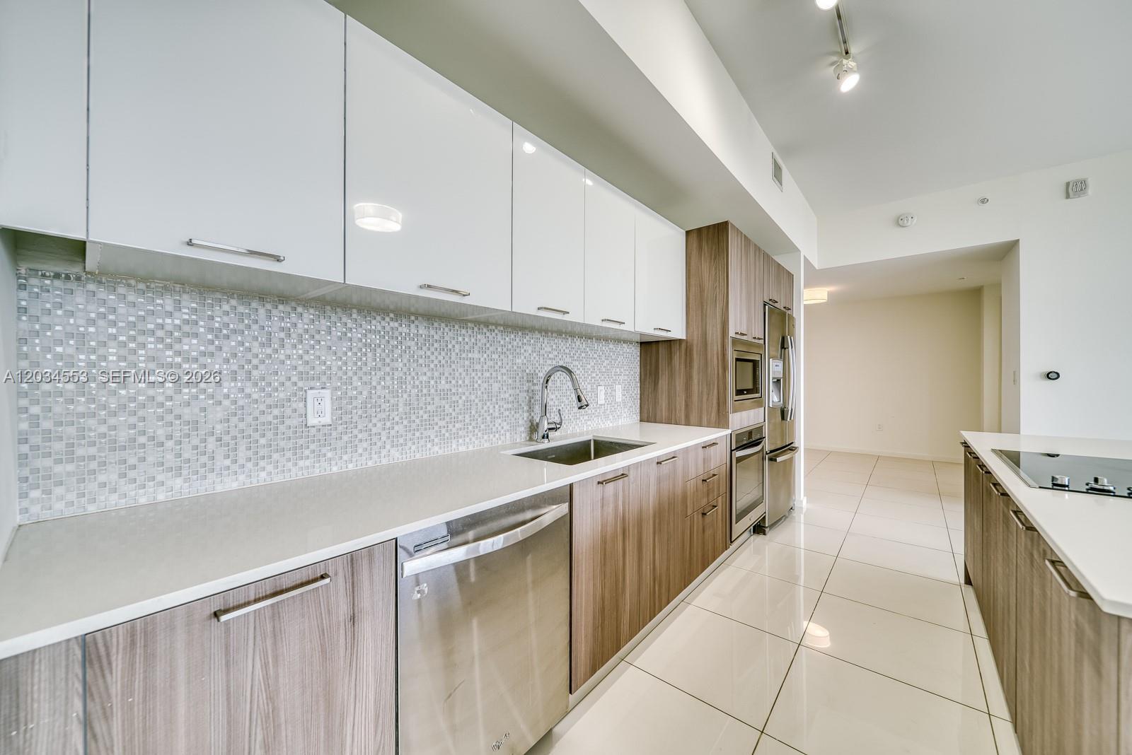 5252 NW 85th Ave, Doral FL 33178 photo 3