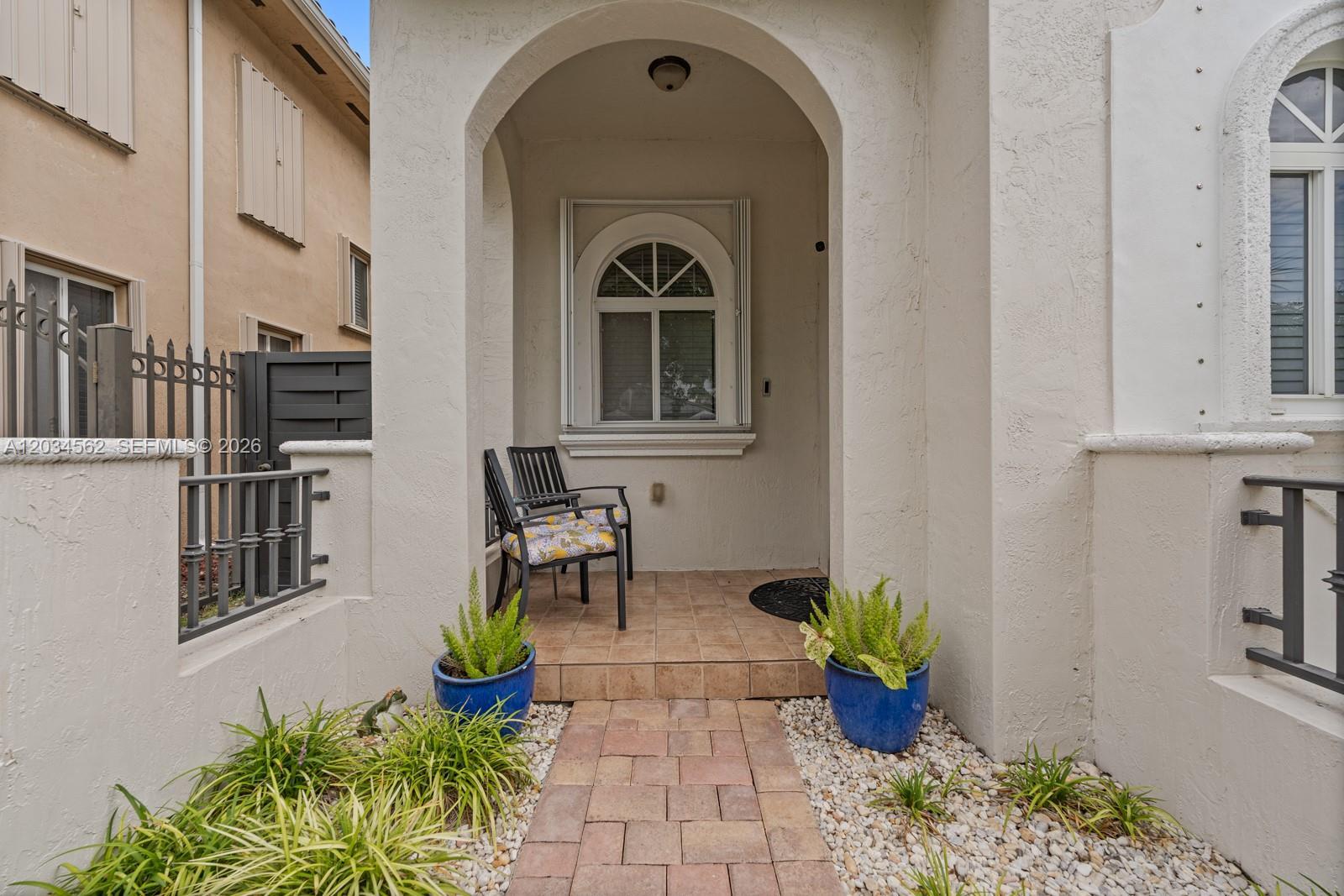 15651 SW 14th St, Miami FL 33194 photo 5