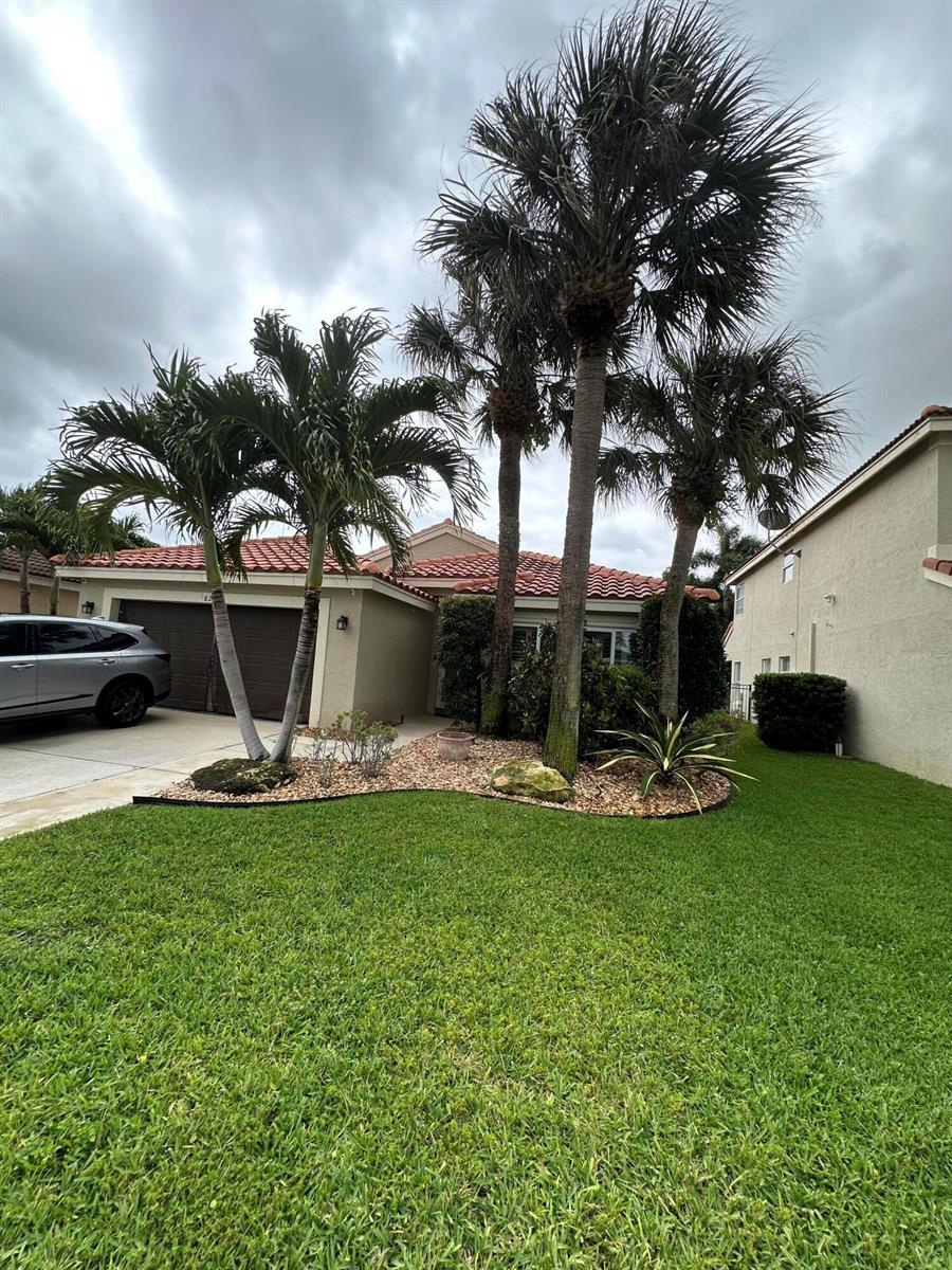 8202 White Rock Circle, Boynton Beach FL 33436