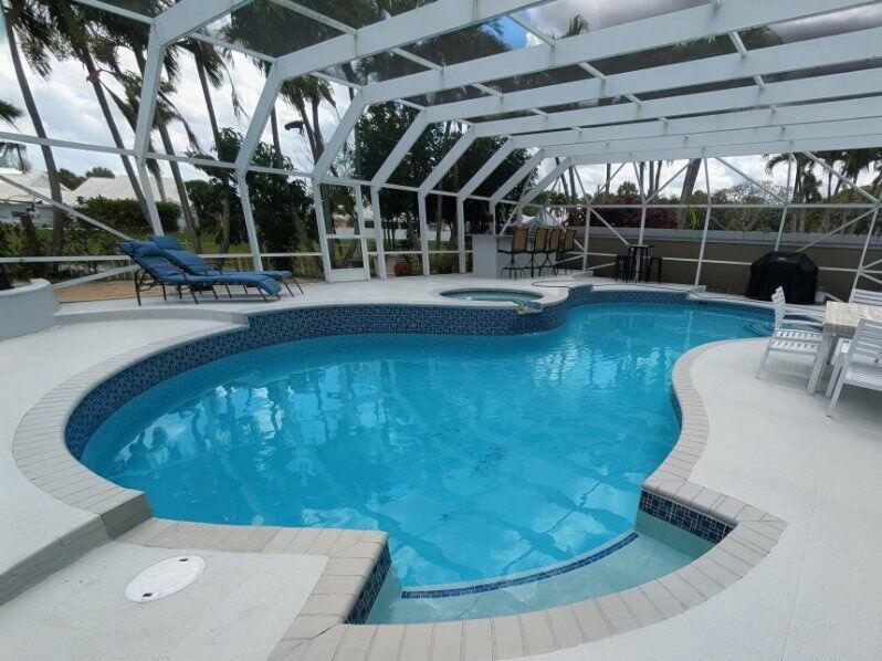 2354 Saratoga Bay Drive, West Palm Beach FL 33409 photo 3