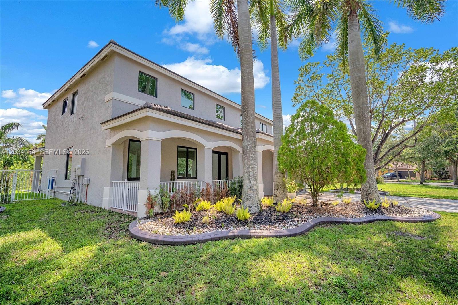 731 Tulip Cir, Weston FL 33327 photo 3