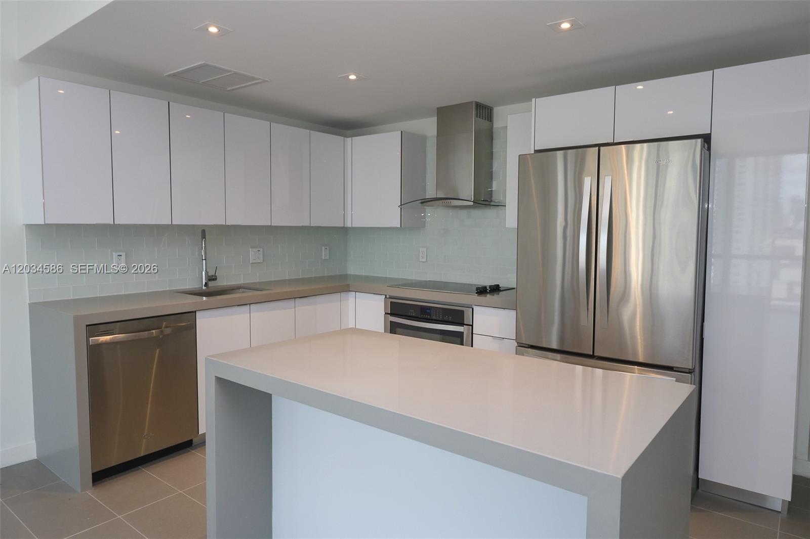1600 NE 1st Ave # 1010, Miami FL 33132