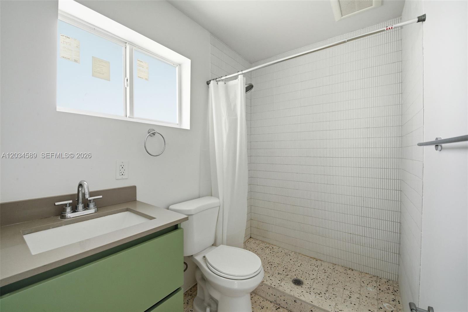 127 NW 74th St # 3, Miami FL 33150 photo 5