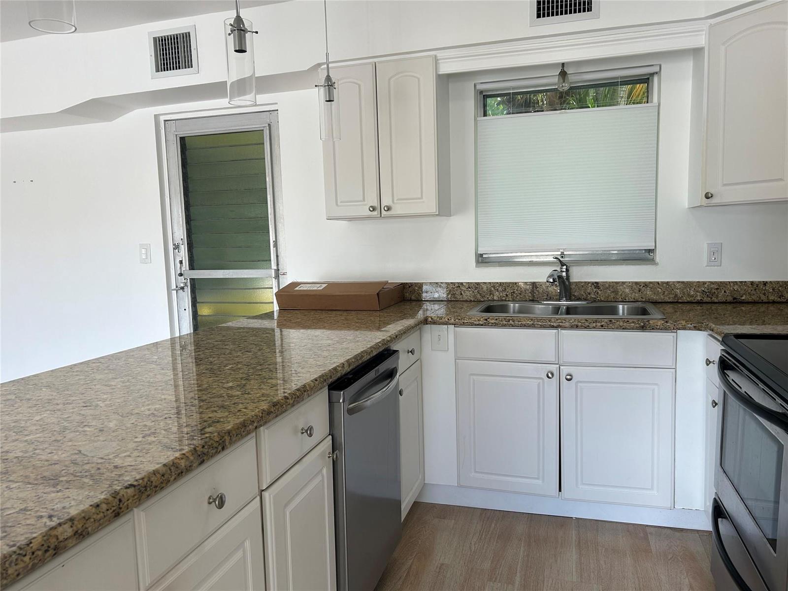 77 Hendricks Isle # 10, Fort Lauderdale FL 33301 photo 5