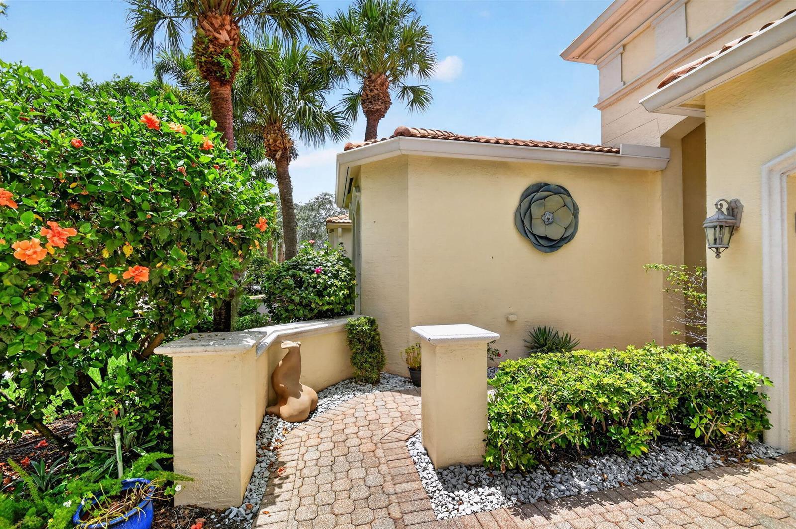 8553 E Via Grande E, Wellington FL 33411 photo 4
