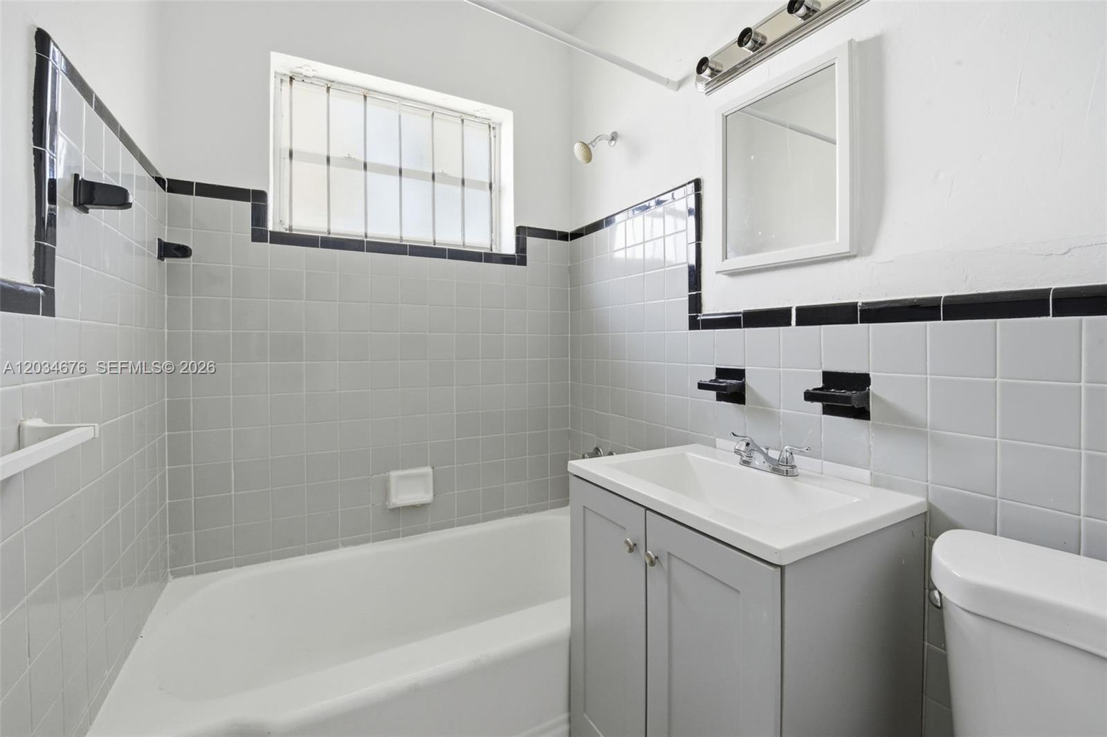 125 NW 73rd St # 125, Miami FL 33150 photo 4
