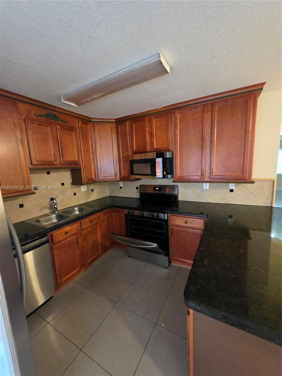 13403 SW 261st Ln, Homestead FL 33032 photo 2