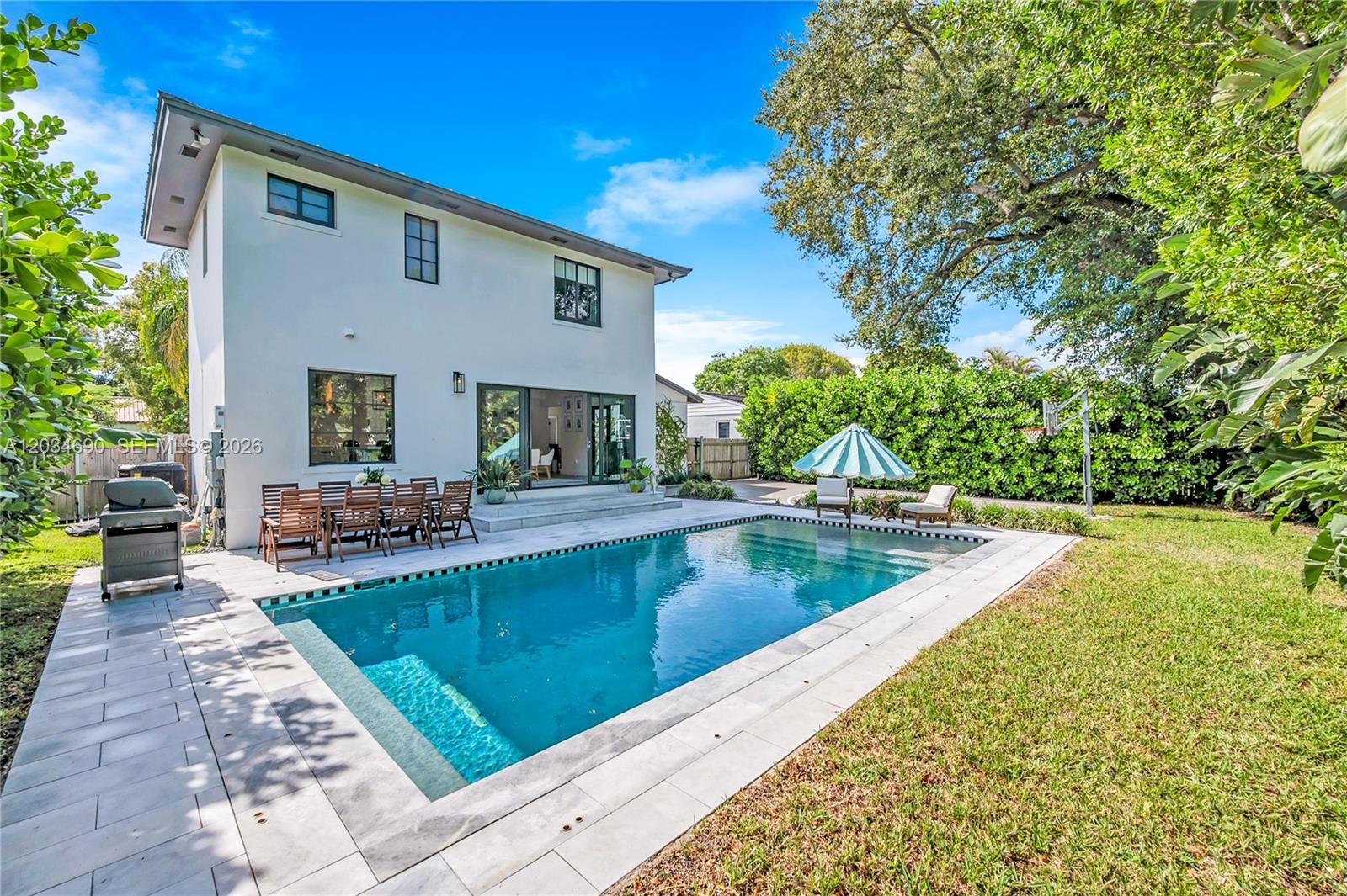 1951 SW 23rd St, Miami FL 33145 photo 2