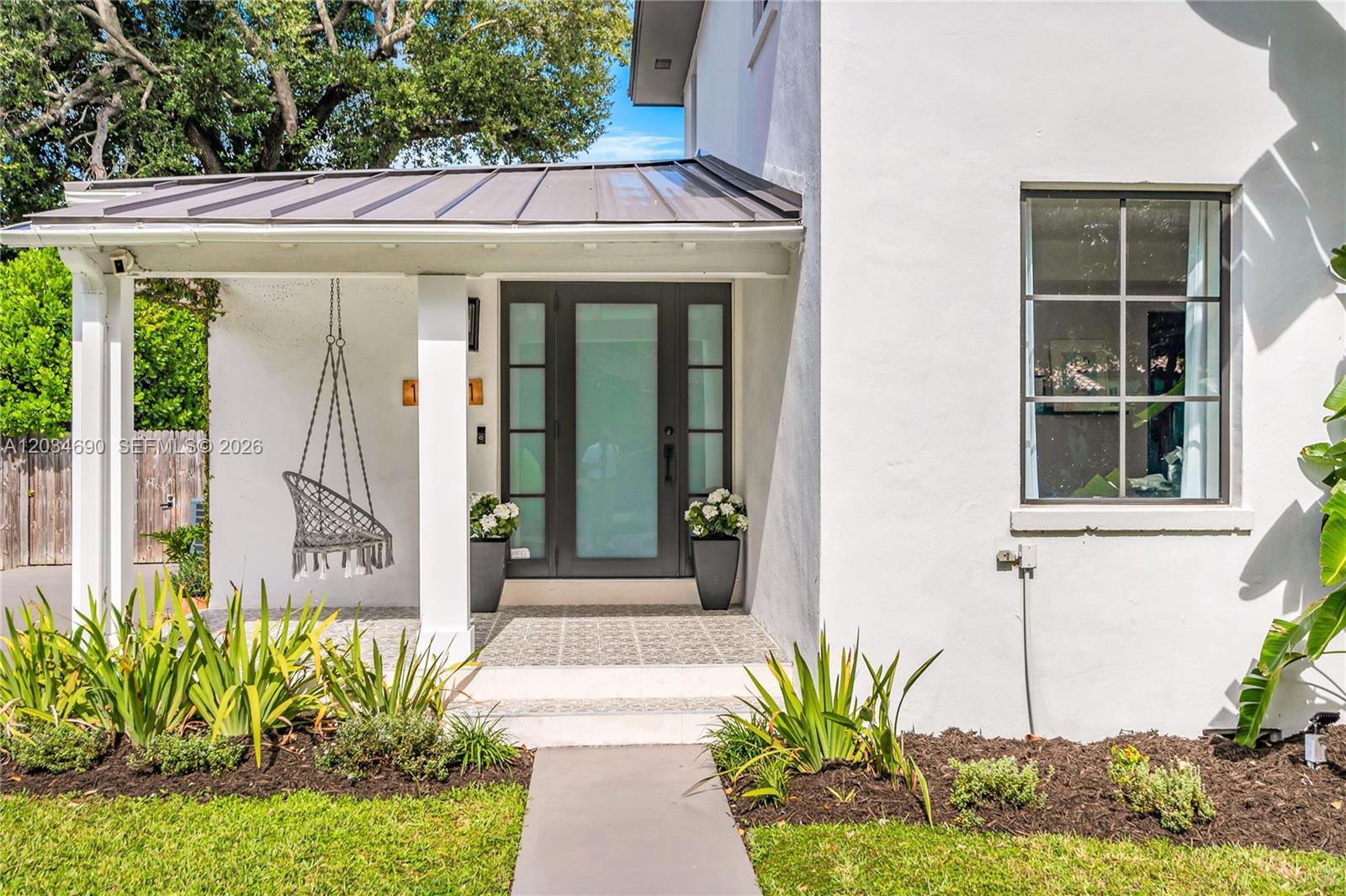 1951 SW 23rd St, Miami FL 33145 photo 4