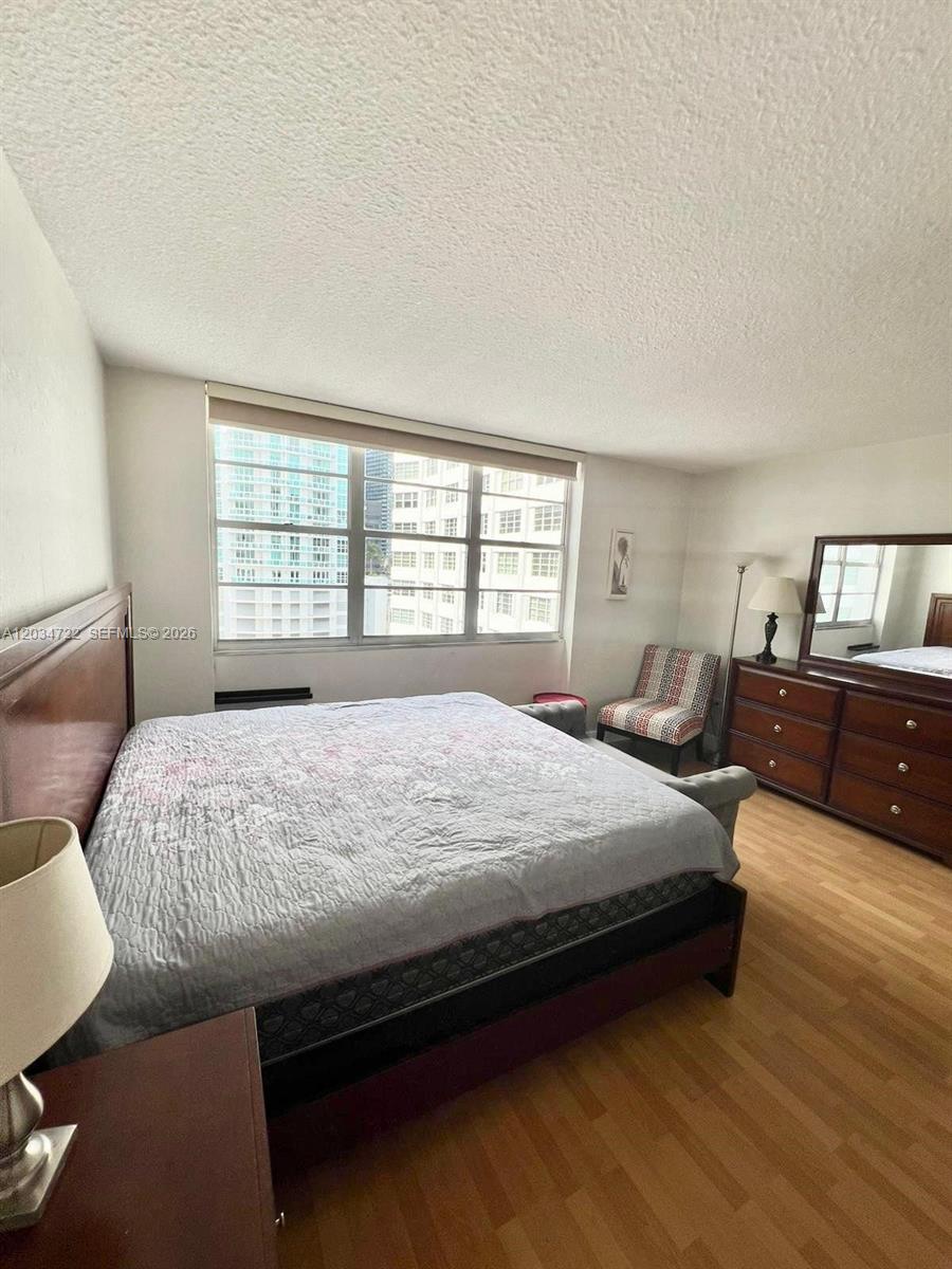 905 Brickell Bay Dr # 1422, Miami FL 33131 photo 4