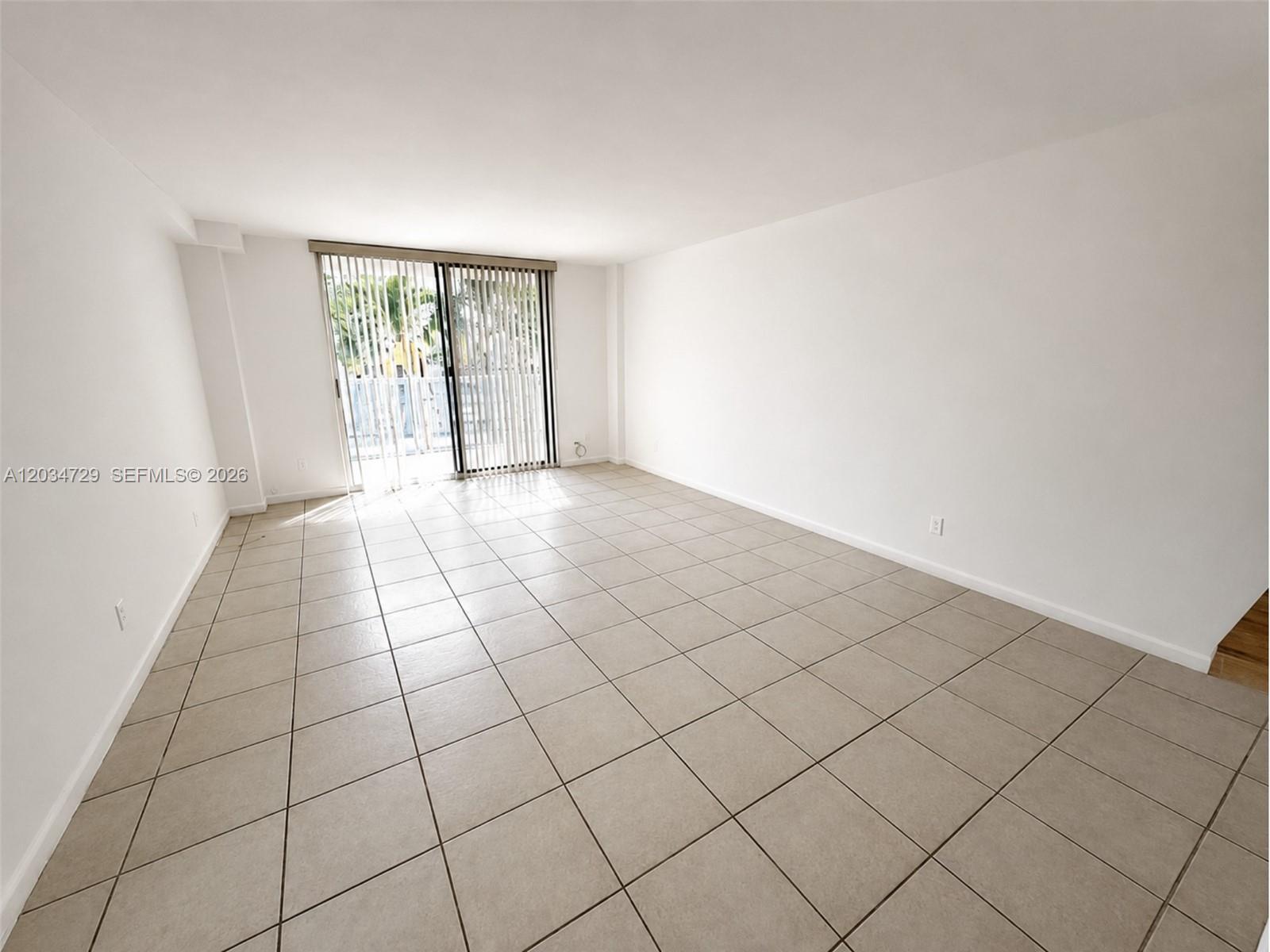 13499 Biscayne Blvd # 504, North Miami FL 33181 photo 2