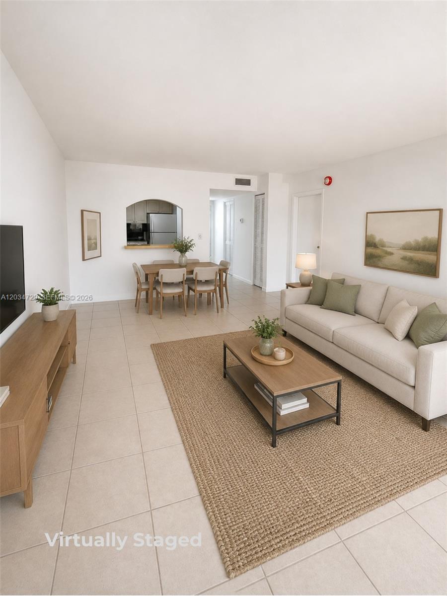 13499 Biscayne Blvd # 504, North Miami FL 33181 photo 4