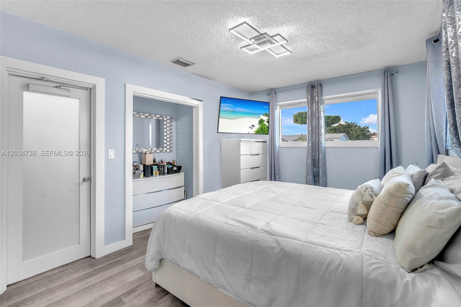 380 W 30th St, Hialeah FL 33012 photo 5