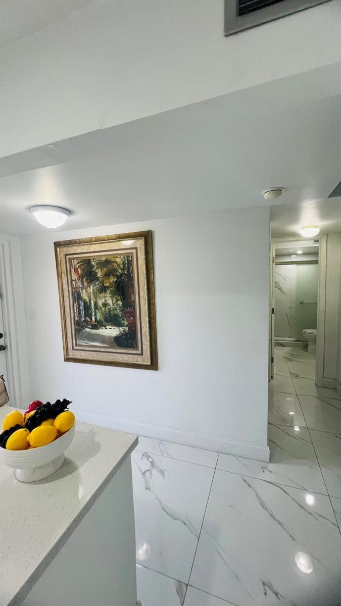 9330 S Sunrise Lakes Boulevard # 304, Sunrise FL 33322 photo 4