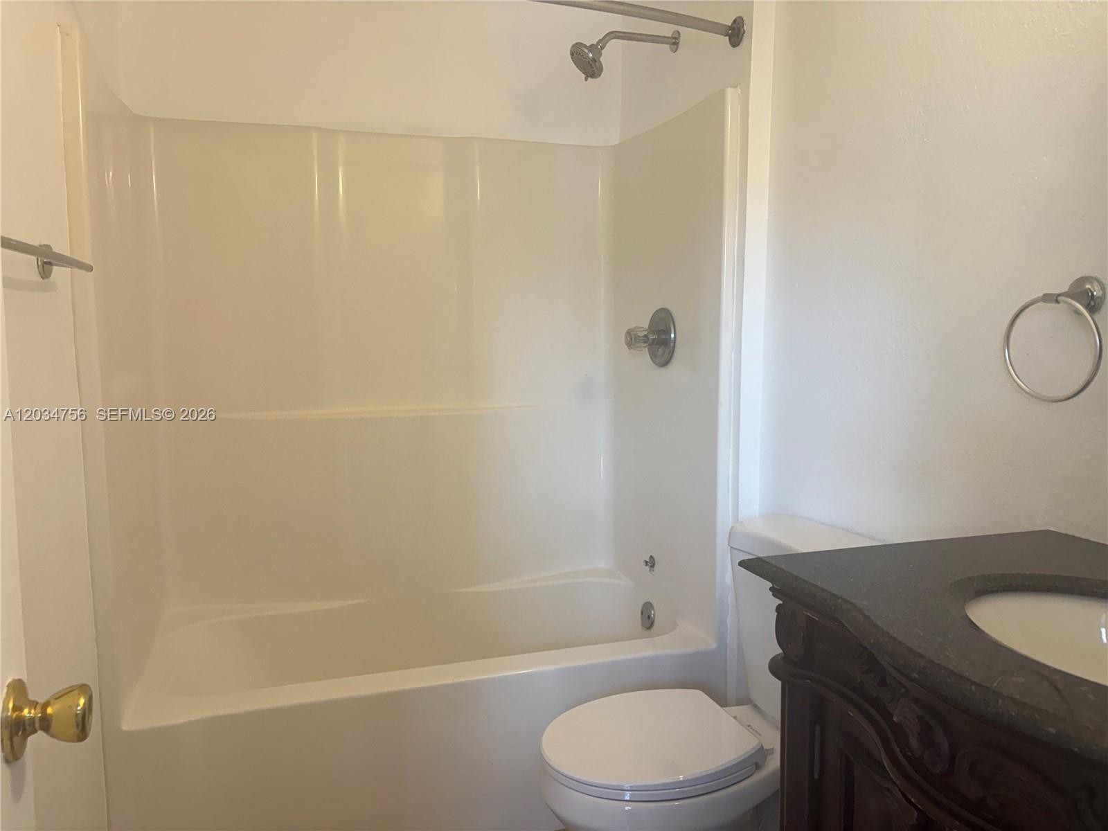 17811 SW 152nd Pl, Miami FL 33187 photo 5