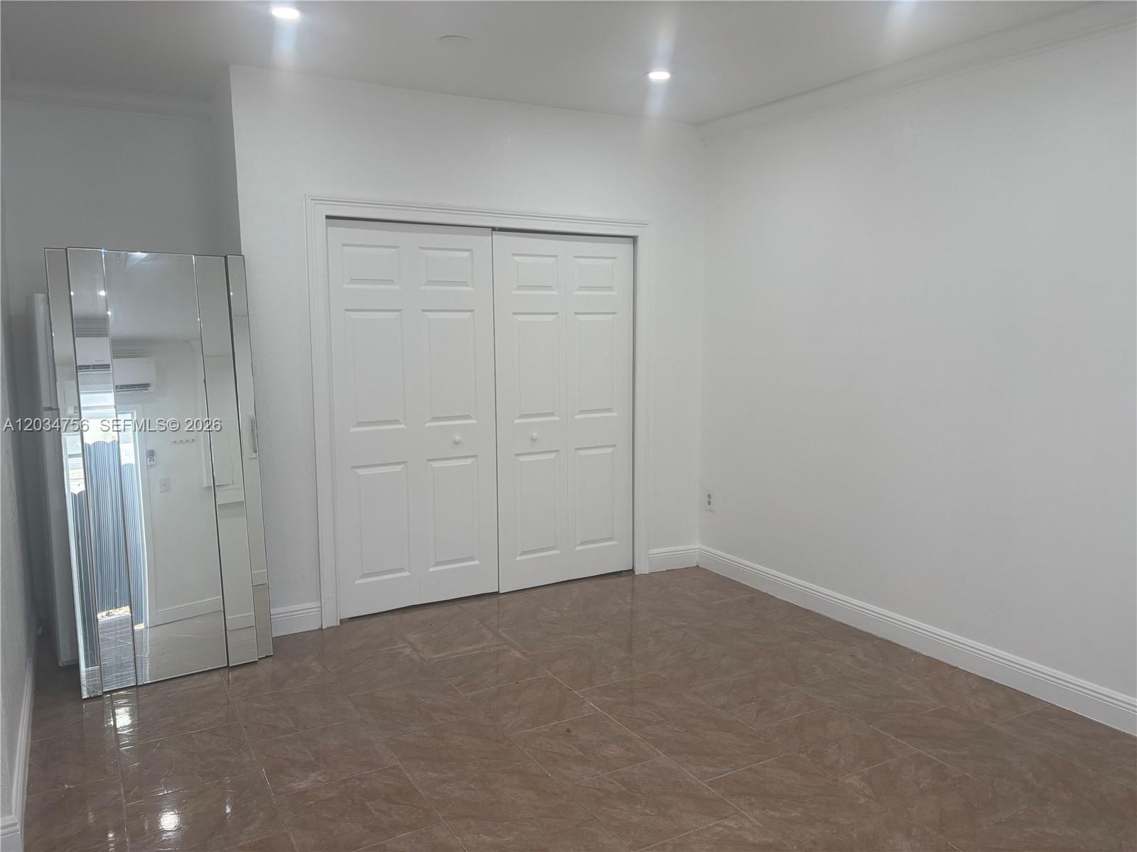 17811 SW 152nd Pl, Miami FL 33187 photo 4