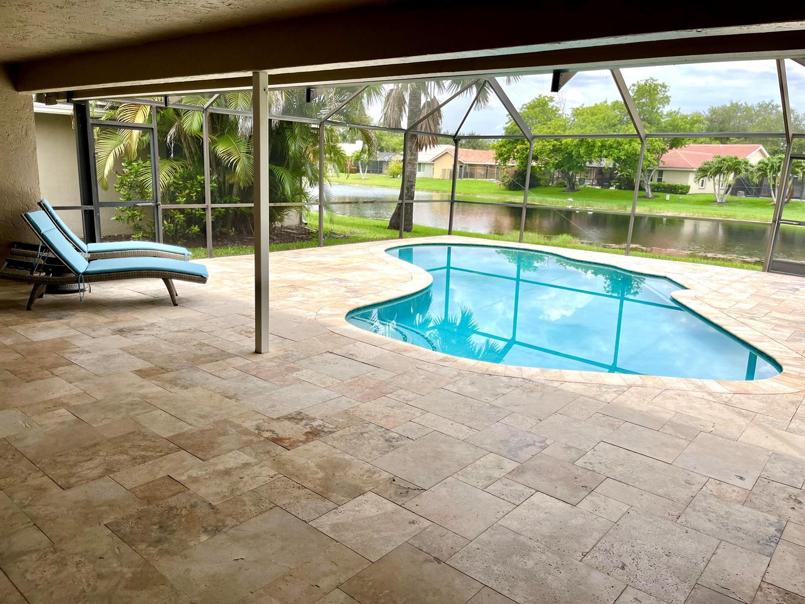 921 Lakewood Court, Weston FL 33326 photo 2