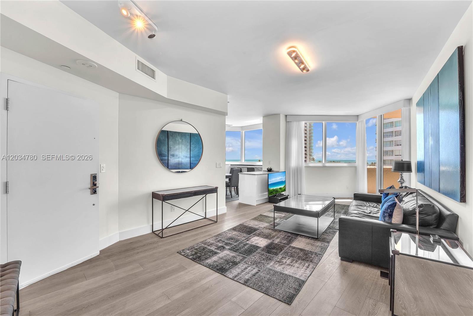300 S POINTE DR # 809, Miami Beach FL 33139 photo 3
