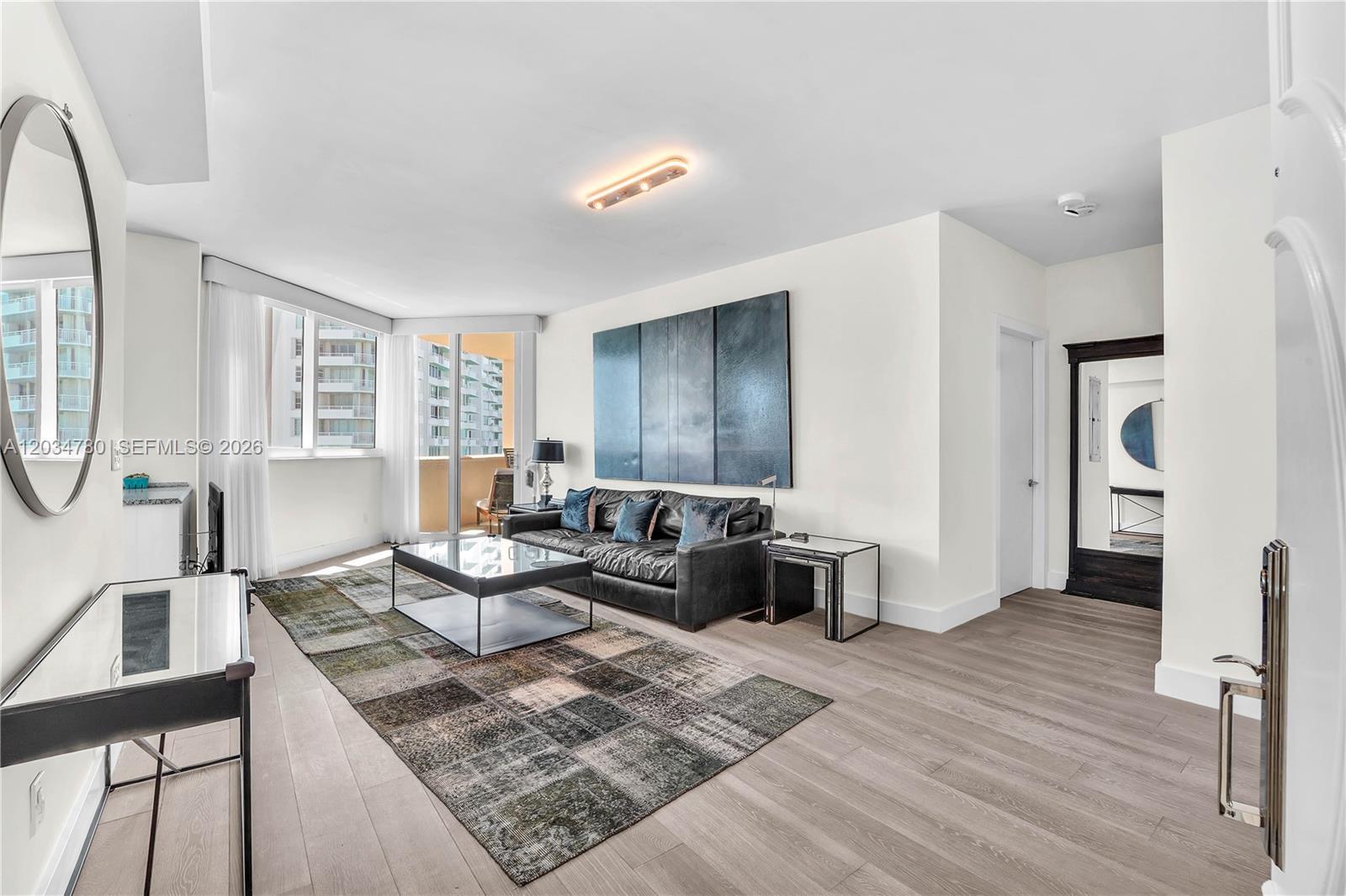 300 S POINTE DR # 809, Miami Beach FL 33139 photo 4