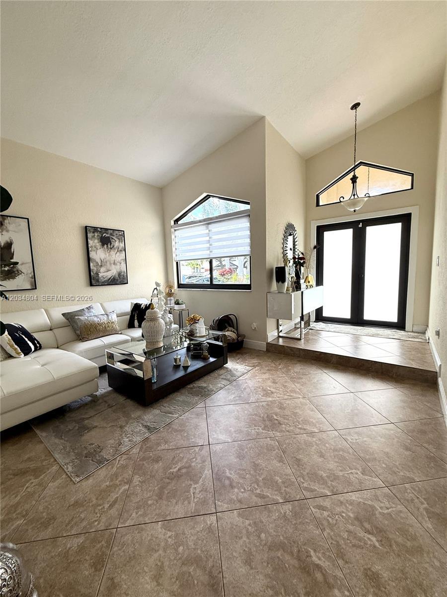 8731 NW 153rd Ter, Miami Lakes FL 33018 photo 5
