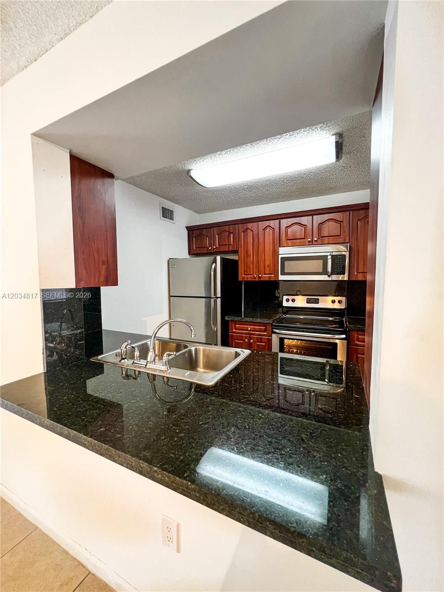 9767 NW 46th Ter # 109, Doral FL 33178 photo 4