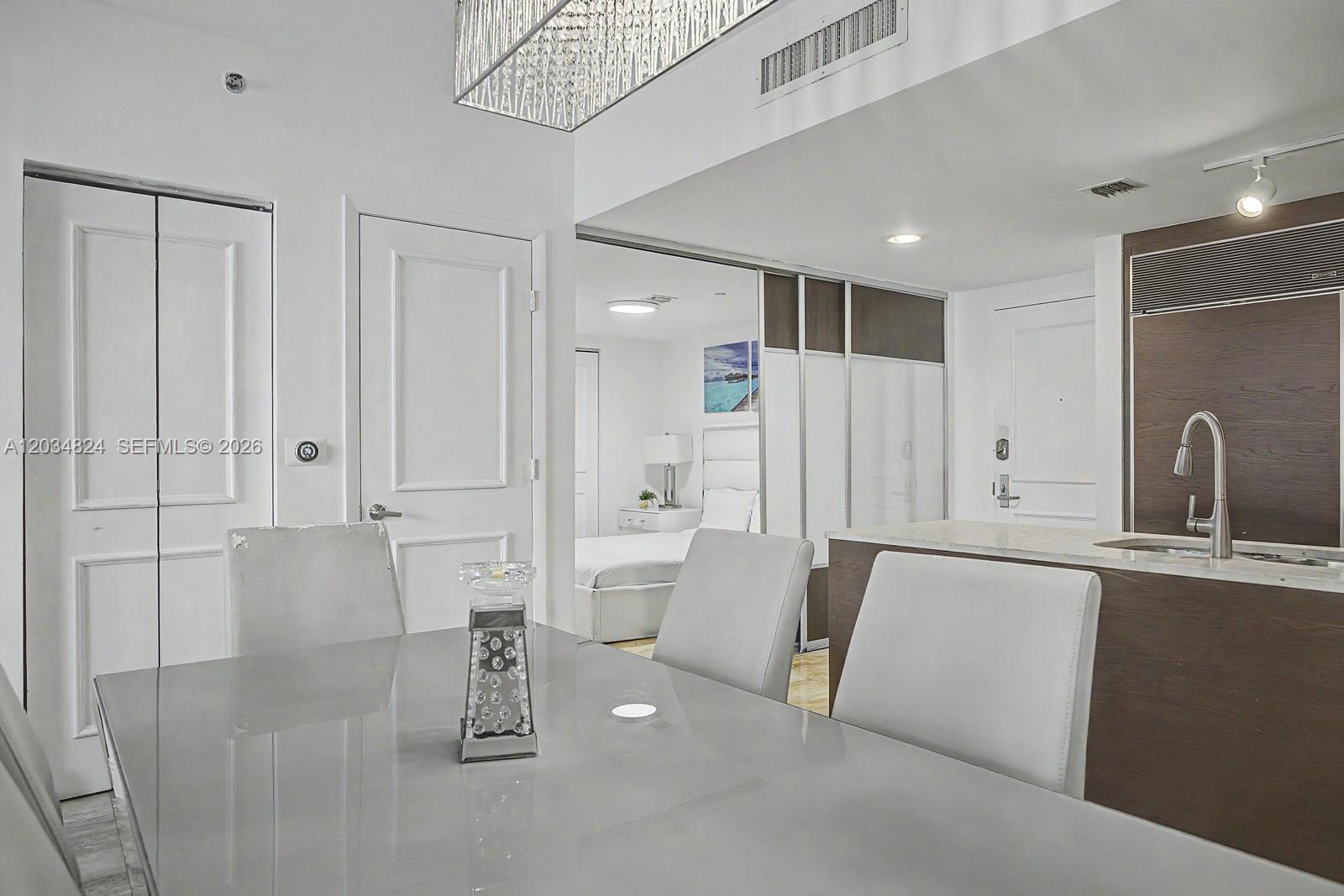 485 Brickell Ave # 2009, Miami FL 33131 photo 5