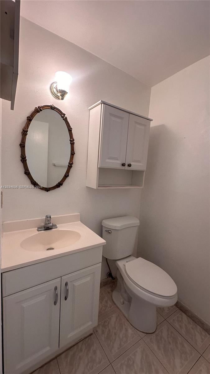 7646 Abbott Ave # 3, Miami Beach FL 33141 photo 4