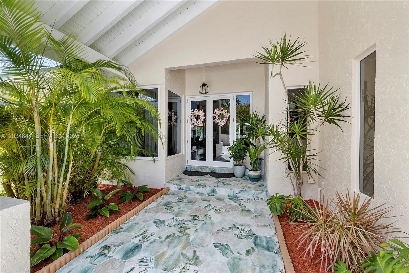 17640 Old Cutler Rd, Palmetto Bay FL 33157 photo 2