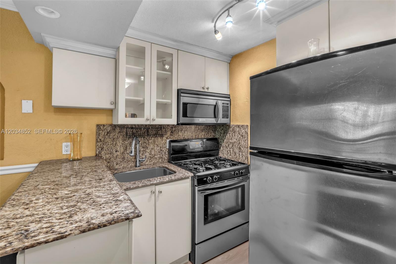 3245 Virginia St # 65, Miami FL 33133 photo 4
