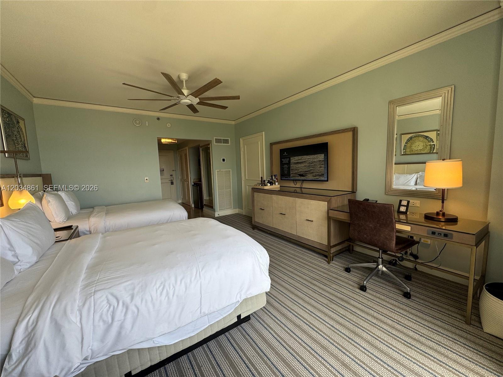 455 Grand Bay Dr # 718, Key Biscayne FL 33149 photo 2
