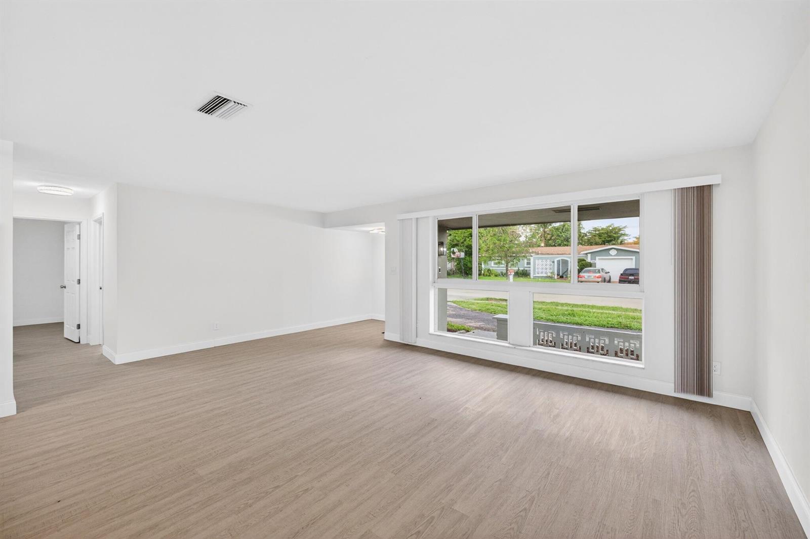 2241 SW 67th Lane, Miramar FL 33023 photo 3