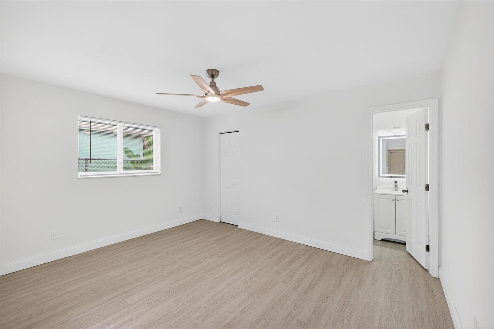 2241 SW 67th Lane, Miramar FL 33023 photo 5