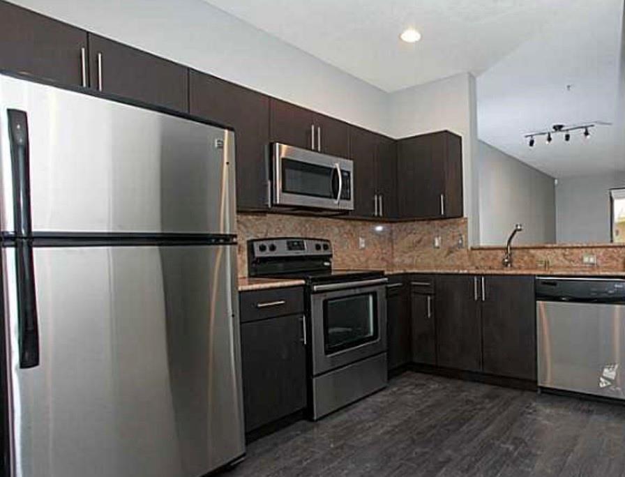 3890 Tree Top Drive, Weston FL 33332 photo 4