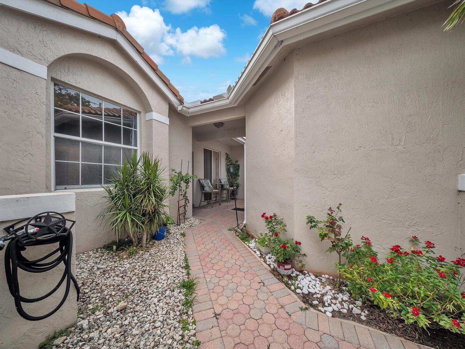 2851 E Aragon Boulevard # 5, Sunrise FL 33313 photo 4