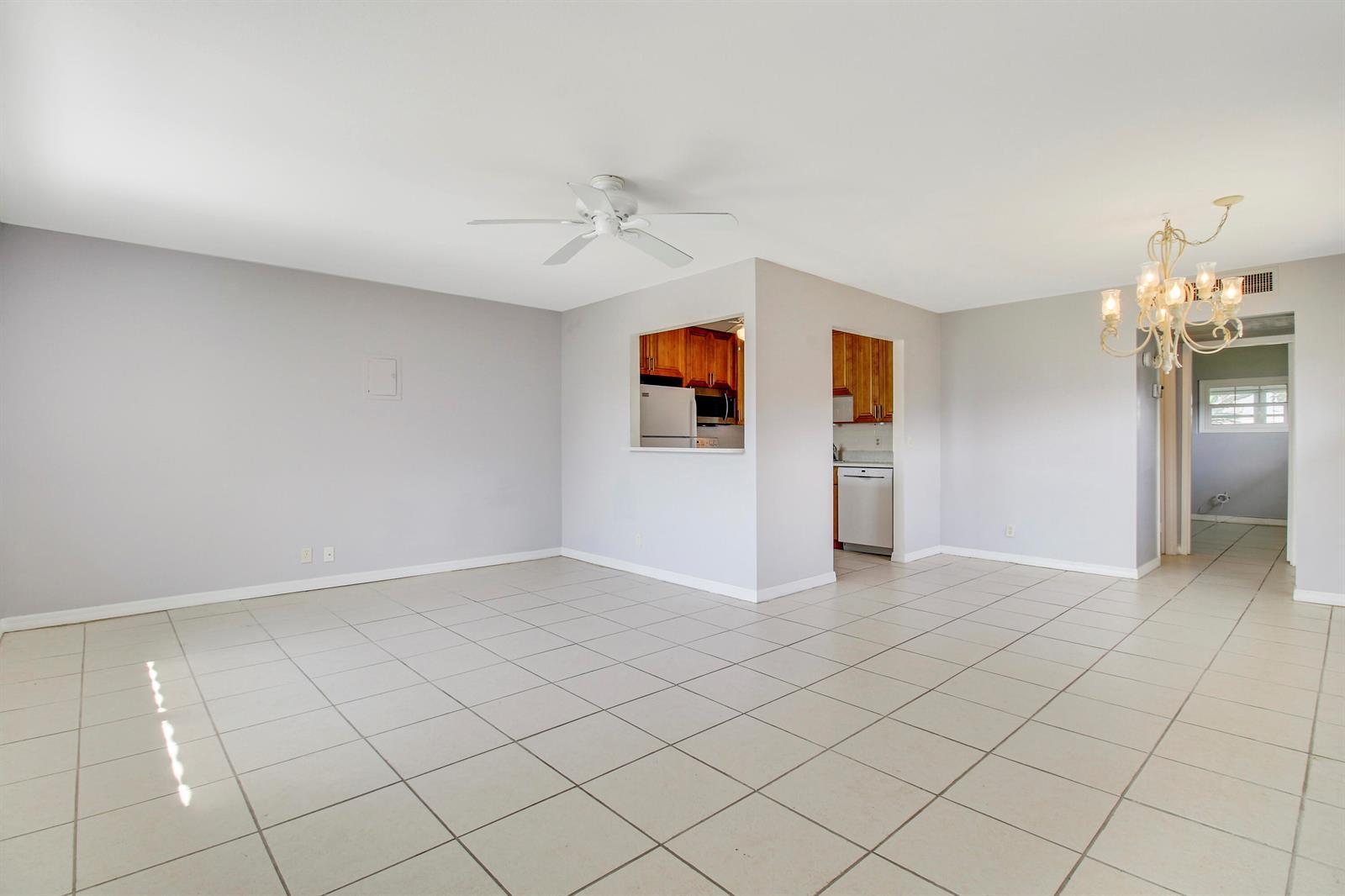 175 Valencia H, Delray Beach FL 33446