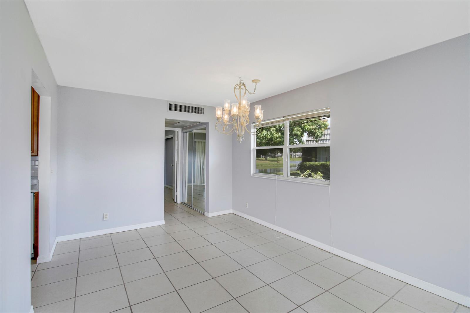 175 Valencia H, Delray Beach FL 33446 photo 4