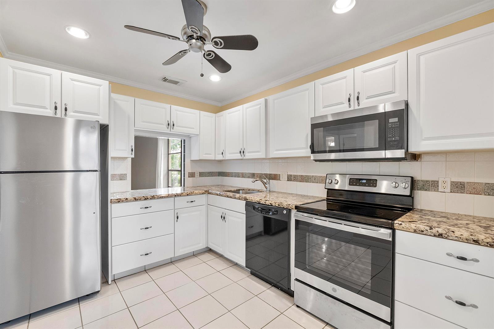 21852 Arriba # h, Boca Raton FL 33433 photo 5