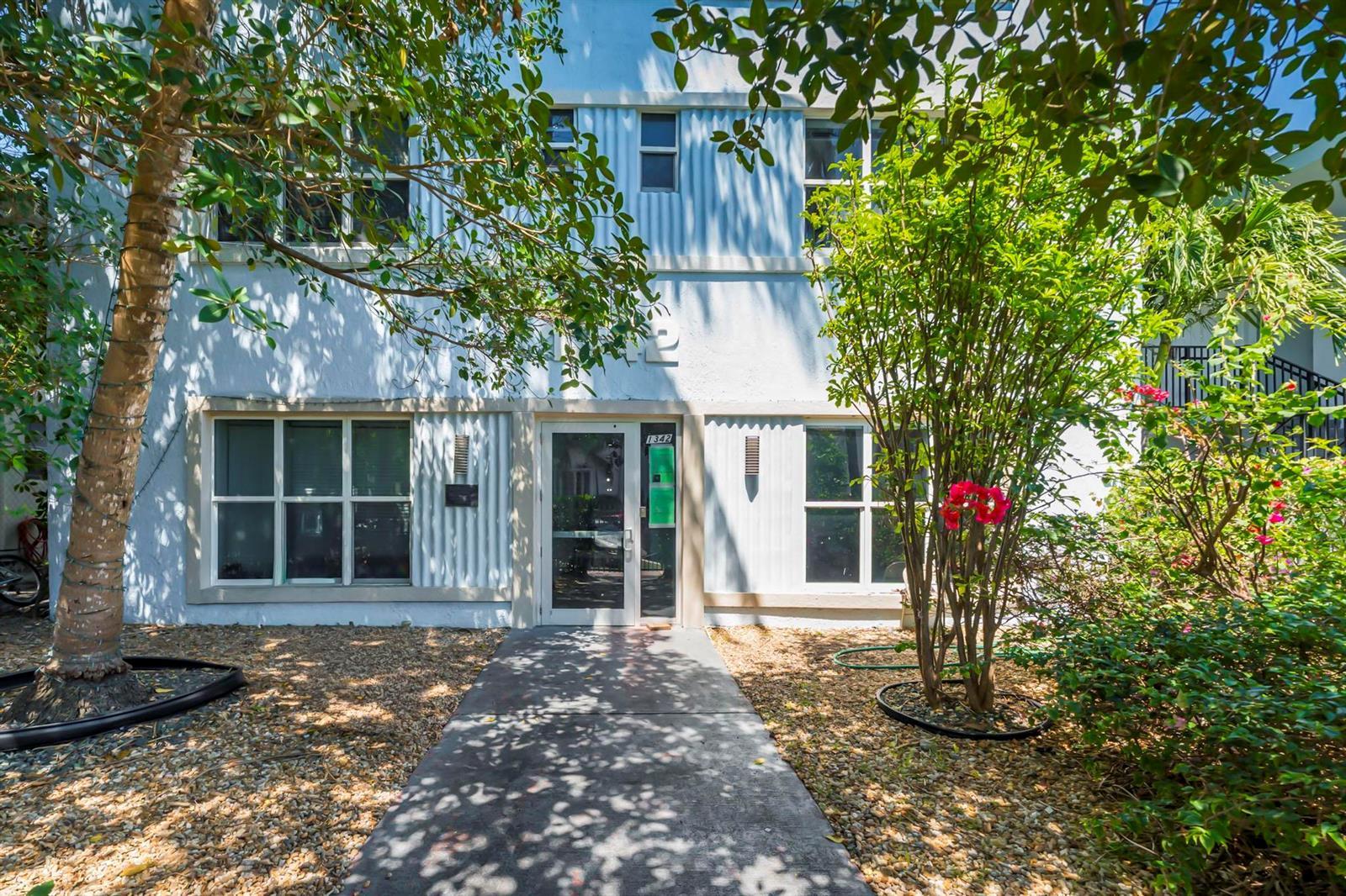 1342 Drexel Avenue # 206, Miami Beach FL 33139 photo 2