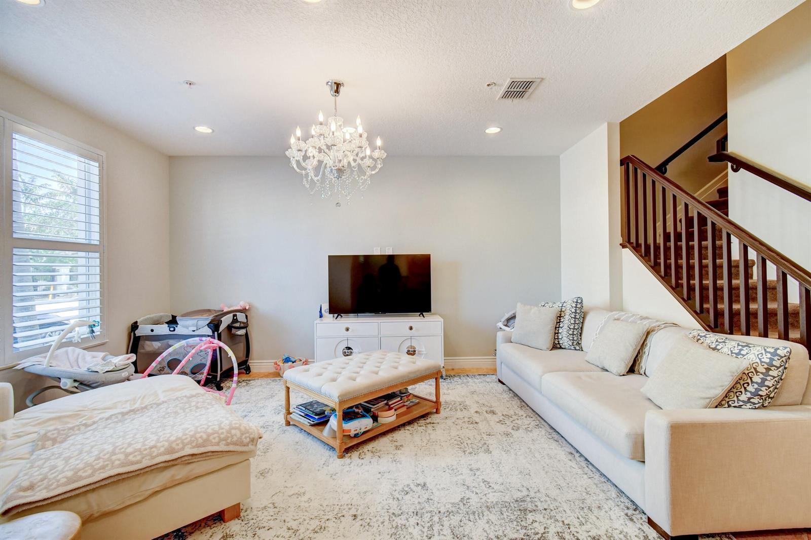 4930 NW 15th Avenue, Boca Raton FL 33431 photo 2