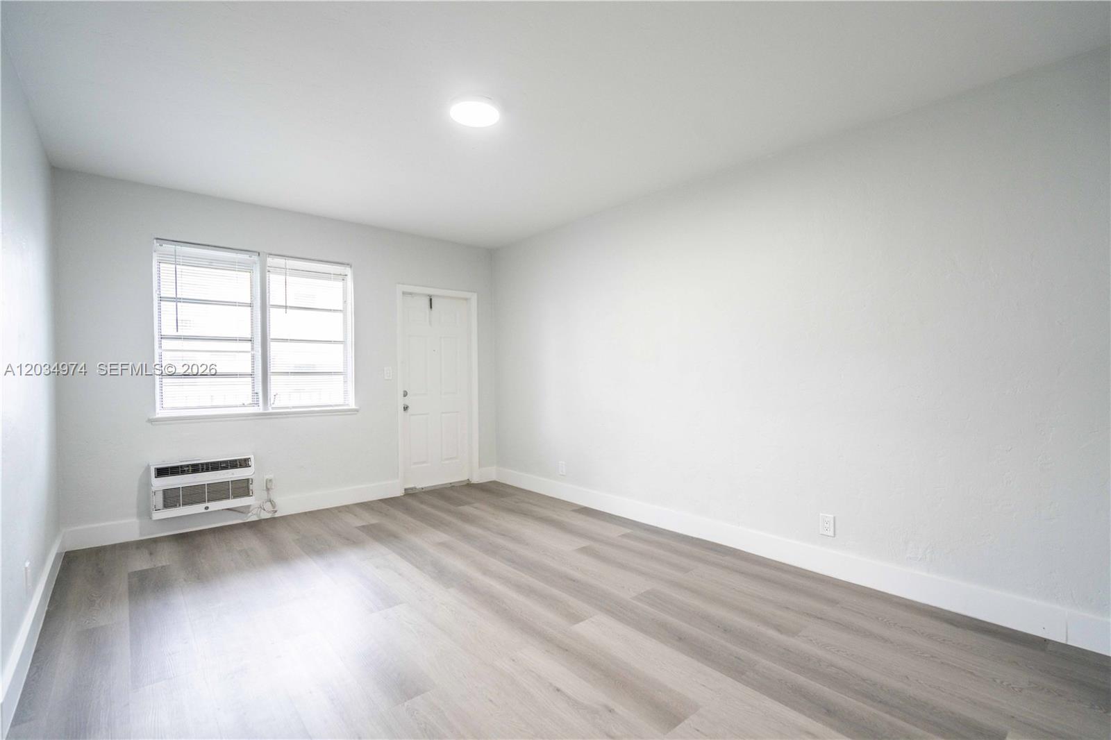 1208 71st St # 3, Miami Beach FL 33141 photo 3