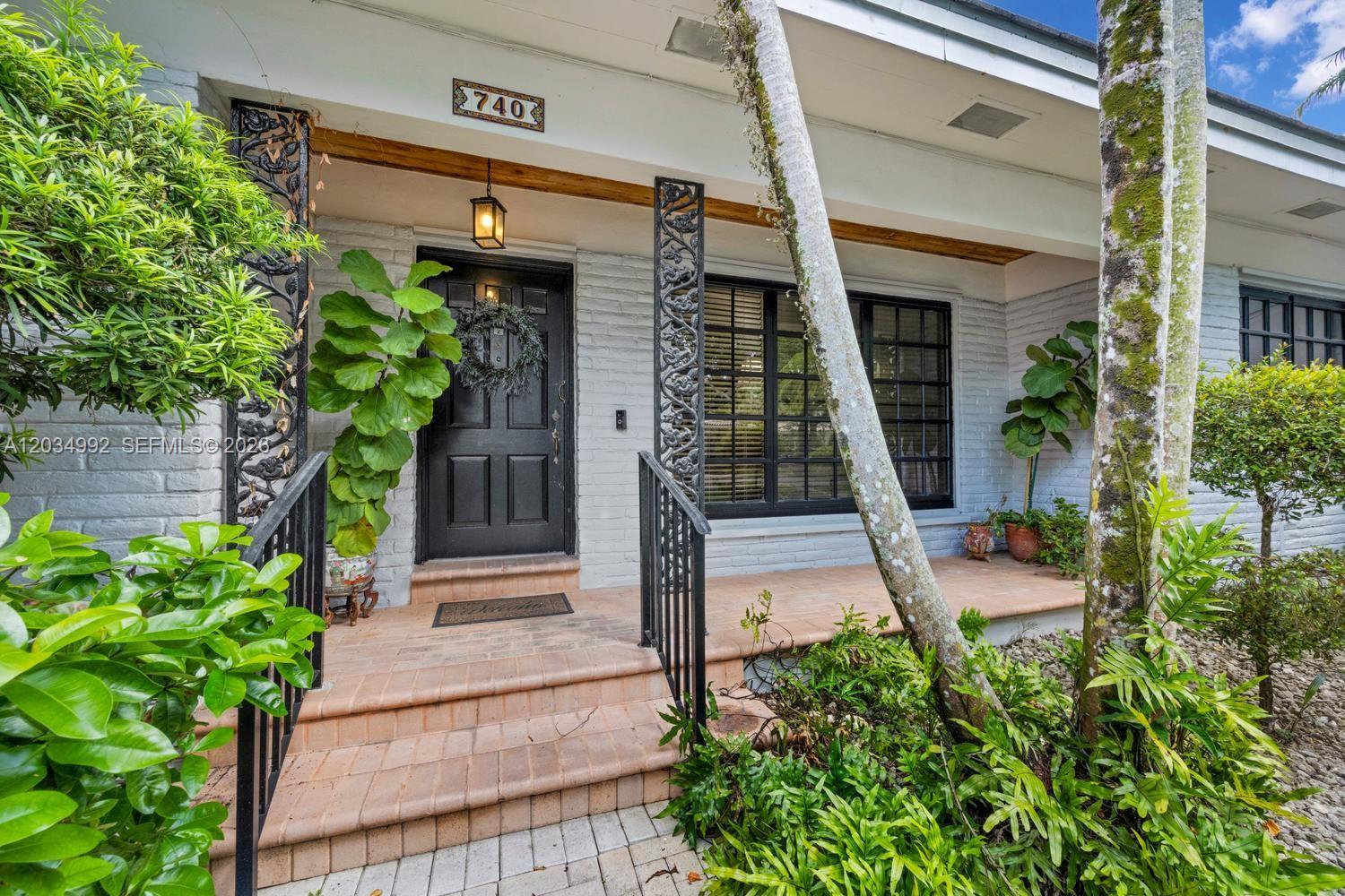 740 Jeronimo Dr, Coral Gables FL 33146 photo 4