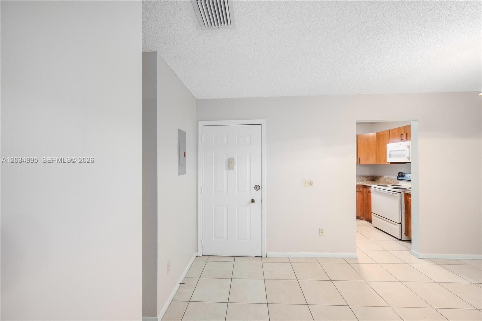 2683 Lakehaven Rd, West Palm Beach FL 33415 photo 2