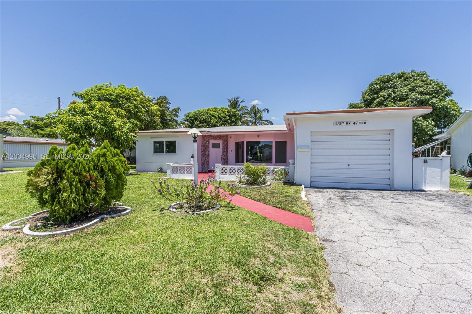 4397 NW 47th Ter, Lauderdale Lakes FL 33319 photo 2