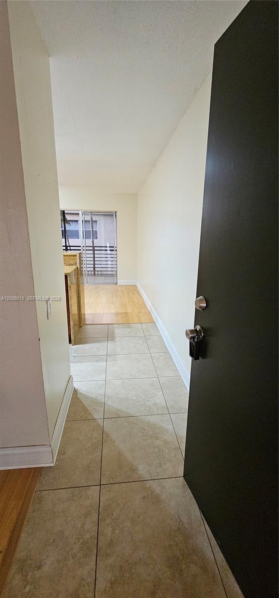 5352 NE 6th Ave # G9, Oakland Park FL 33334 photo 2