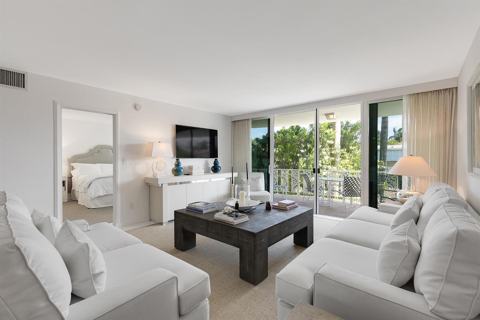 227 Australian Avenue # 1e, Palm Beach FL 33480 photo 2