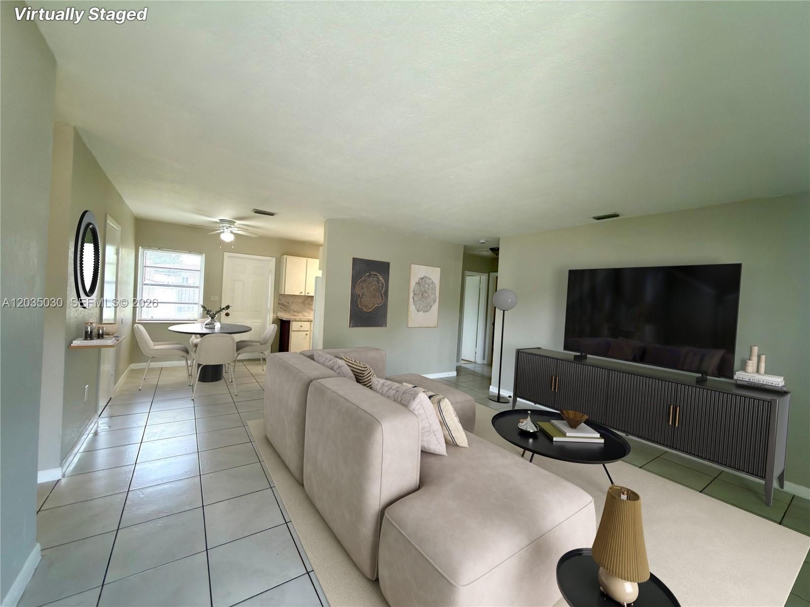 9815 Pan American Dr, Cutler Bay FL 33189 photo 3