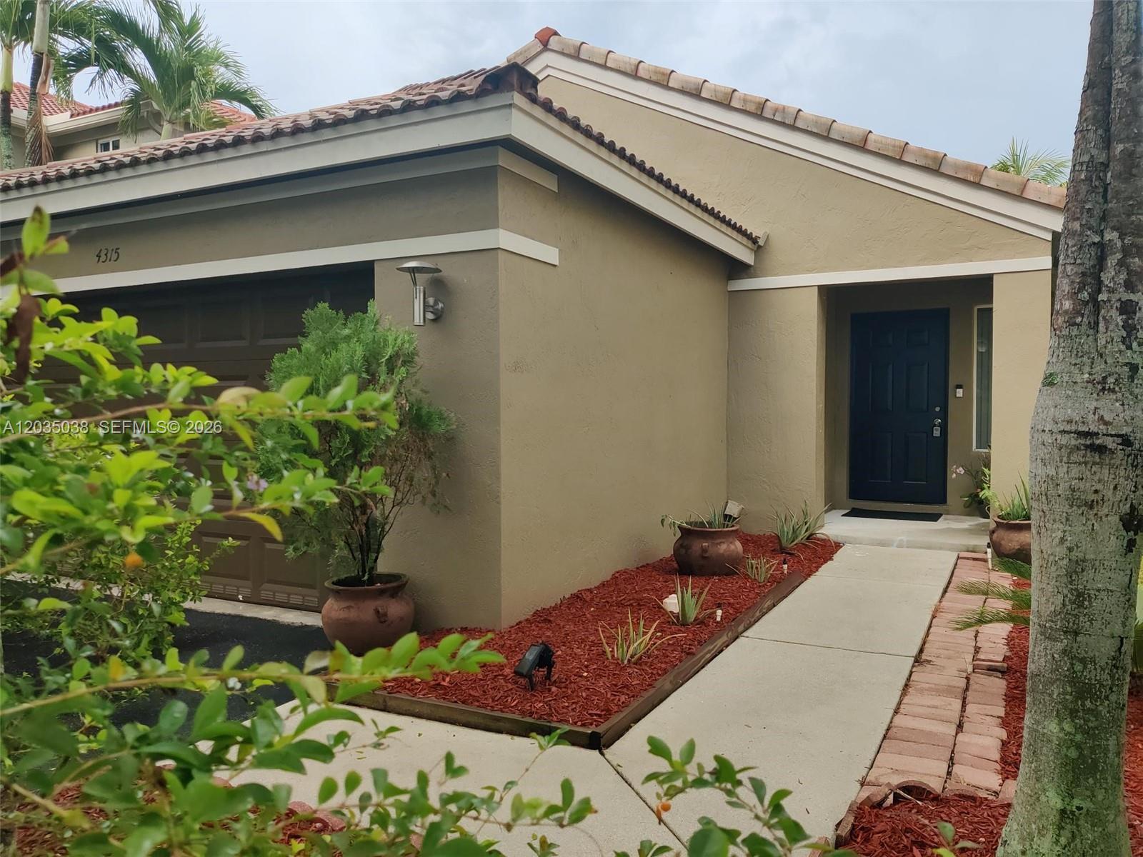 4315 Greenbriar Ln, Weston FL 33331 photo 3