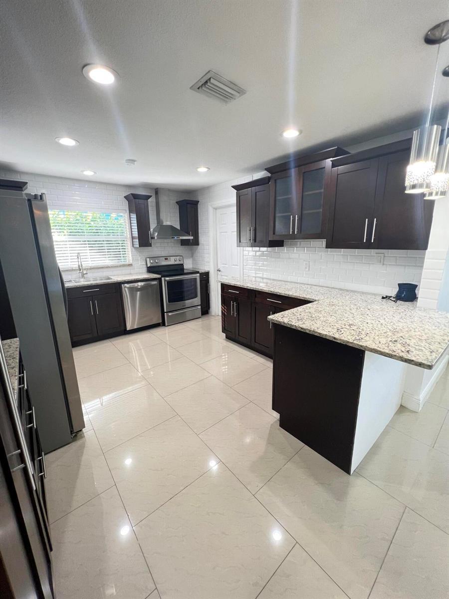 5858 Tarragon Drive, West Palm Beach FL 33415 photo 5