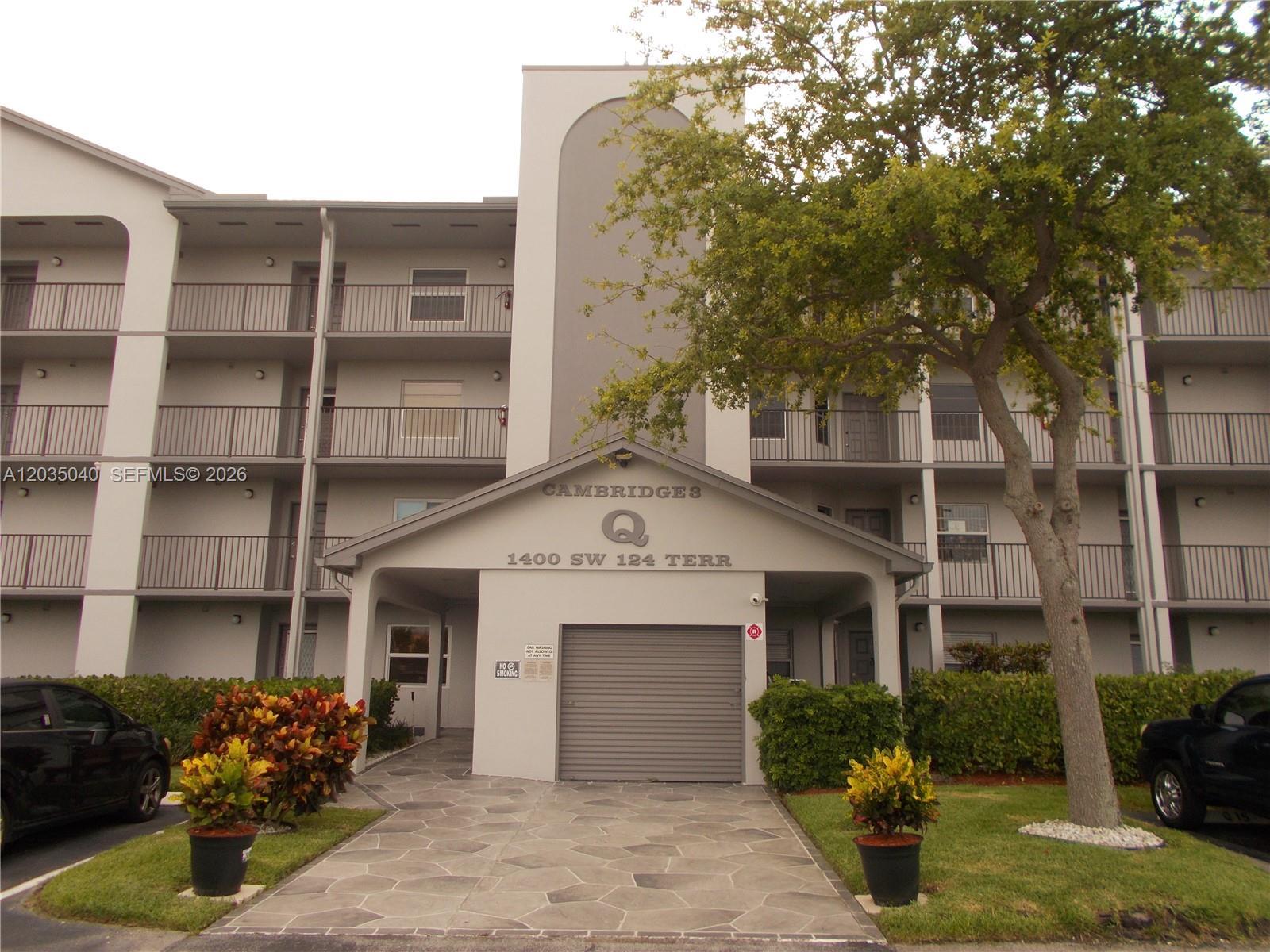 1400 SW 124th Ter # 106Q, Pembroke Pines FL 33027